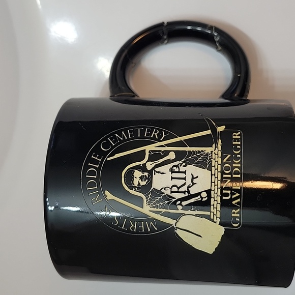 Merts and Riddle Cemetery Coffee Mug. Union Grave Diggers Union. - Picture 2 of 8